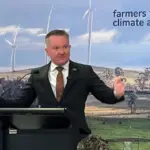bowen-urges-swift-action-on-renewables-amid-criticism-of-queensland-s-energy-strategy