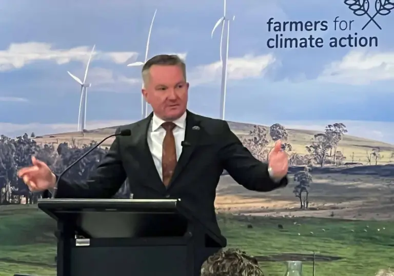 bowen-urges-swift-action-on-renewables-amid-criticism-of-queensland-s-energy-strategy