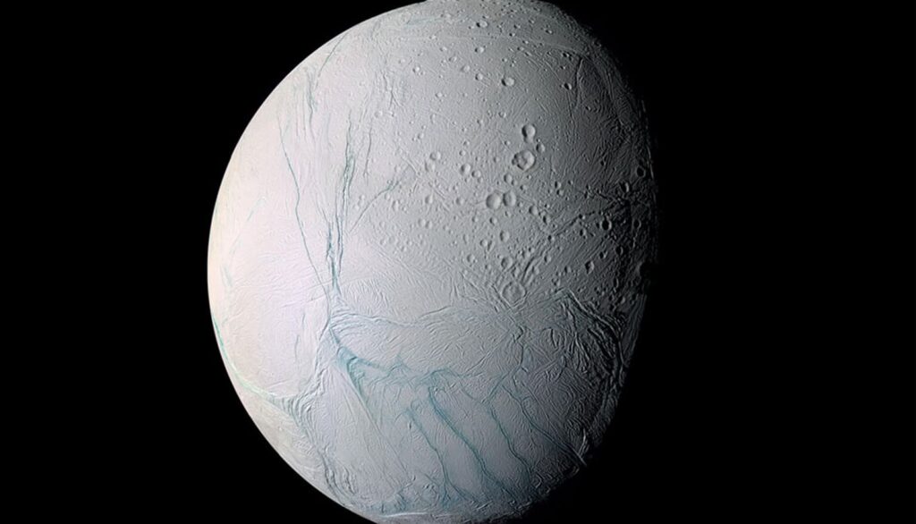 enceladus-saturn-s-moon-shows-potential-for-life-with-new-organic-compounds