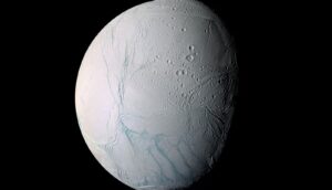 enceladus-saturn-s-moon-shows-potential-for-life-with-new-organic-compounds