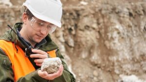 gina-rinehart-s-strategic-investments-in-asx-rare-earths-amid-global-supply-tensions