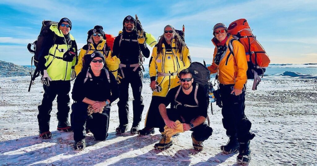 high-paying-jobs-in-antarctica-a-unique-opportunity-for-adventurous-australians