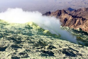 iran-s-taftan-volcano-shows-signs-of-awakening-after-700-000-years