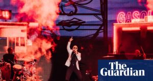 mariah-carey-shines-at-fridayz-live-sydney-but-pitbull-captivates-the-crowd