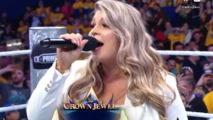 outrage-as-australian-fans-boo-us-anthem-at-wwe-event