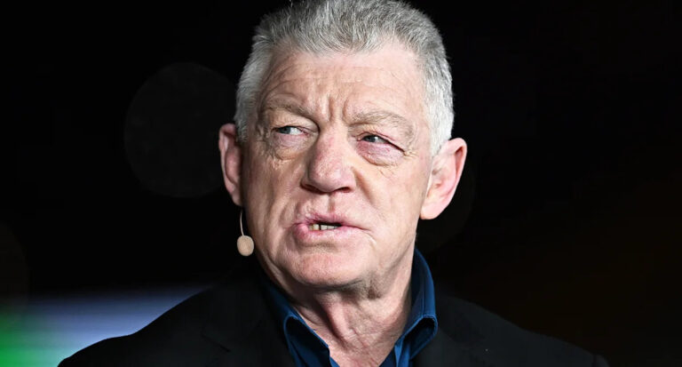phil-gould-hospitalized-nrl-fans-rally-as-bulldogs-boss-shares-health-update