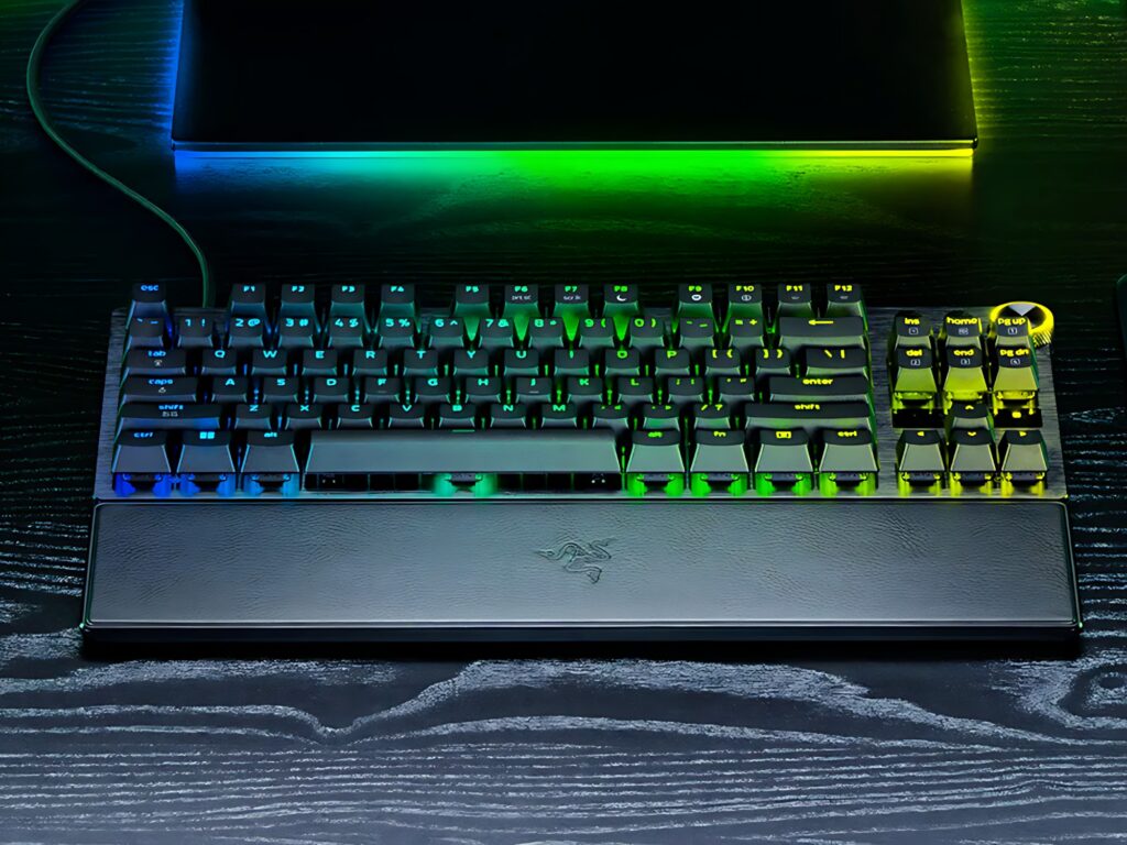 razer-huntsman-v3-pro-tkl-8khz-a-precision-gaming-keyboard-review