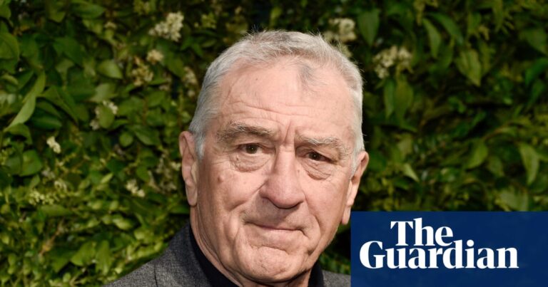 robert-de-niro-urges-resistance-against-trump-calls-for-action-against-bullies-