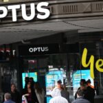 singtel-awards-bonus-amid-optus-outage-controversy-and-fresh-service-disruption