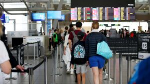 sydney-airport-unveils-high-tech-security-lanes-reducing-wait-times