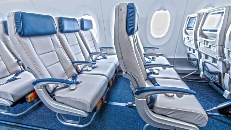 top-5-long-haul-economy-seats-offering-unmatched-comfort-in-2025