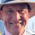 tributes-honor-warren-huntly-beloved-australian-racing-presenter-after-cancer-battle