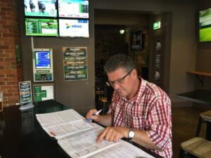 tributes-pour-in-for-renowned-race-caller-hilton-donaldson-after-his-passing
