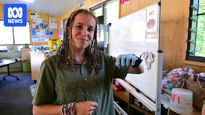 year-7-students-innovate-with-3d-printed-prosthetic-hands
