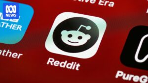 australia-expands-child-social-media-ban-to-include-reddit-and-kick