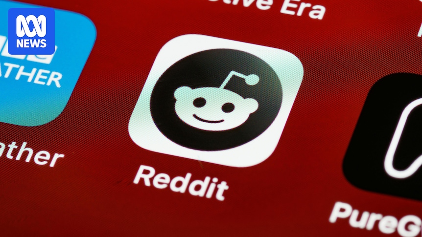 australia-expands-child-social-media-ban-to-include-reddit-and-kick