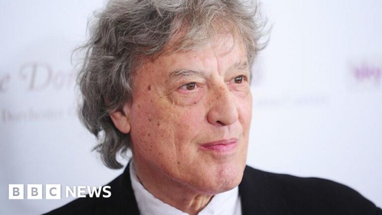celebrating-sir-tom-stoppard-a-playwright-s-legacy-of-wit-and-depth