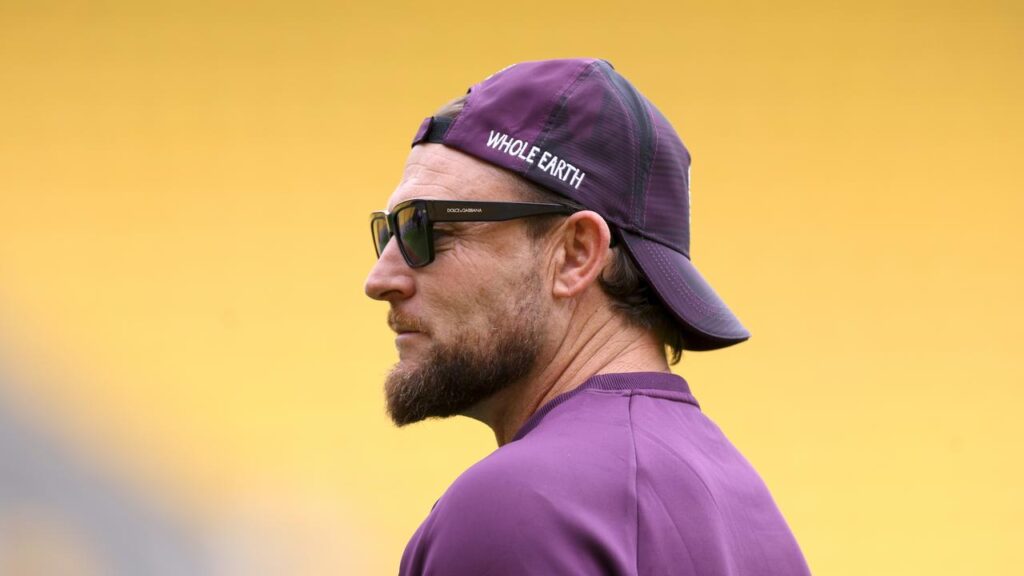 england-coach-mccullum-warns-batters-no-excuses-in-australia-