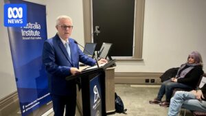 fossil-fuel-lobbyists-to-descend-on-cop31-former-premier-warns