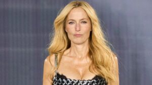 gillian-anderson-on-fashion-feminism-and-her-latest-netflix-role