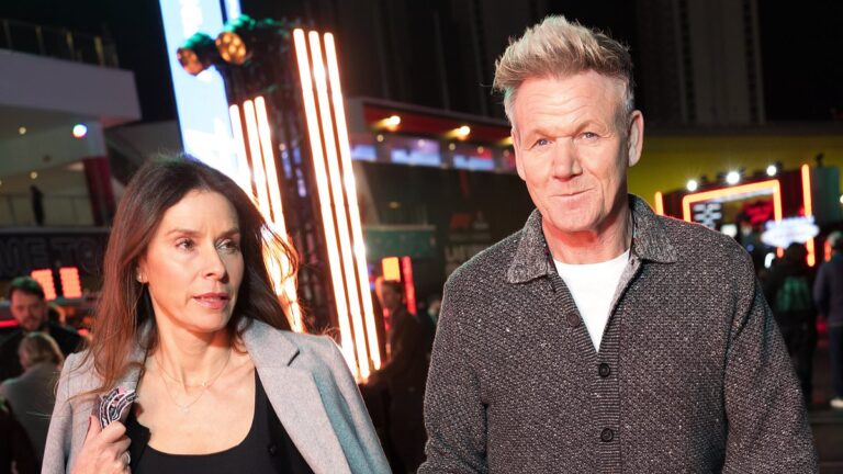 gordon-ramsay-michael-douglas-among-stars-at-las-vegas-grand-prix