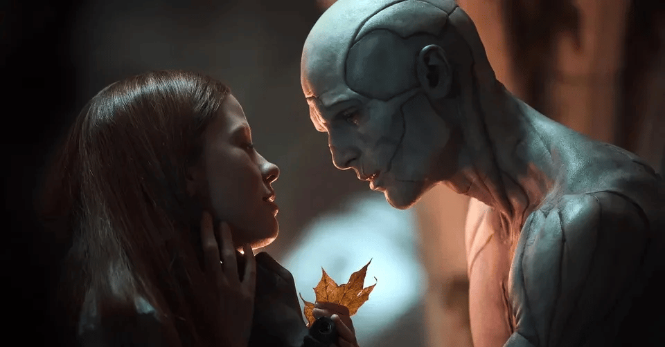 guillermo-del-toro-s-frankenstein-delivers-a-haunting-cinematic-experience