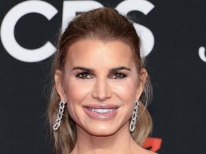 jessica-simpson-withdraws-27-4m-los-angeles-mansion-amid-divorce-proceedings