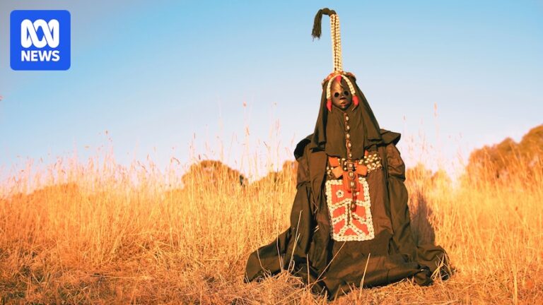 lamine-sonko-s-guewel-brings-senegalese-cosmology-to-australian-stages