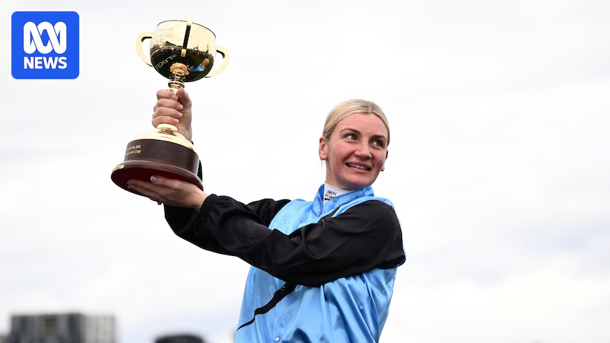 melbourne-cup-jockey-jamie-melham-suspended-for-careless-riding-incident