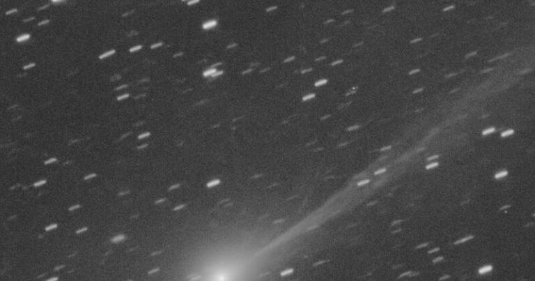 nasa-unveils-comet-3i-atlas-images-dismisses-alien-theories