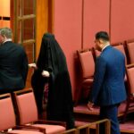 senate-suspended-after-pauline-hanson-s-controversial-burka-stunt
