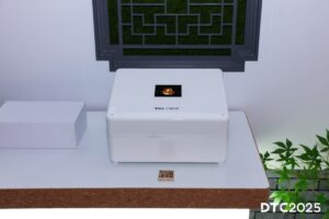 tcl-unveils-high-density-oled-panel-paving-the-way-for-midrange-vr-headsets