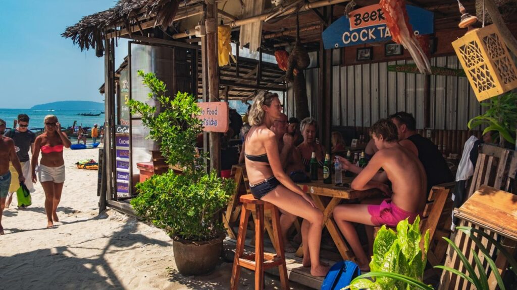 thailand-enforces-new-alcohol-restrictions-with-fines-for-tourists