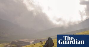 the-struggle-of-kashmiri-women-giving-birth-in-isolation