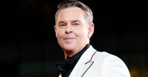 todd-woodbridge-celebrates-400-episodes-of-tipping-point-australia-amid-career-milestone