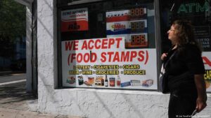 us-supreme-court-halts-full-snap-funding-order-amid-legal-battle