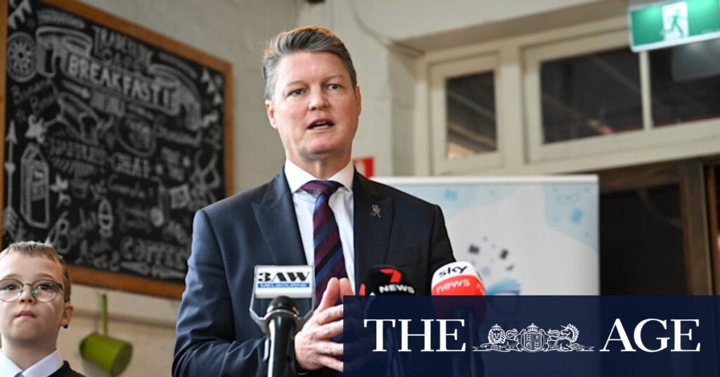 victoria-s-education-minister-promises-pay-rise-amid-funding-shortfall