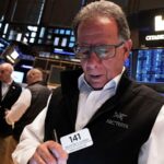 wall-street-tumbles-amid-tech-stock-slump-asx-follows-suit