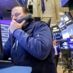 asx-rises-amid-global-market-gains-larry-ellison-backs-paramount-bid