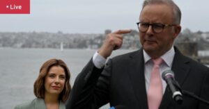 australia-implements-groundbreaking-social-media-ban-for-under-16s