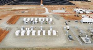 australia-s-first-solar-battery-hybrid-energizes-main-grid