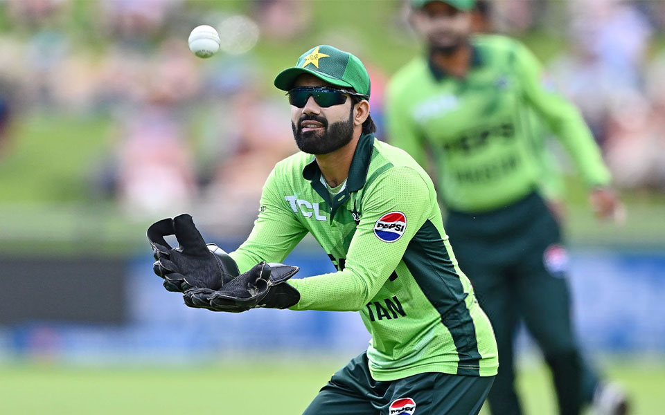 bbl-15-season-opener-key-player-absences-and-strategic-moves