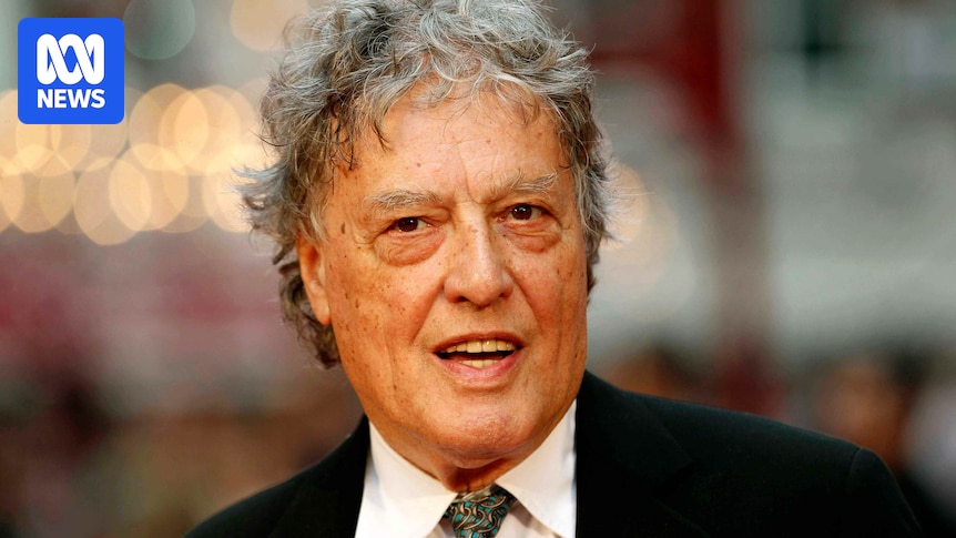 celebrated-playwright-and-oscar-winner-tom-stoppard-passes-away-at-88