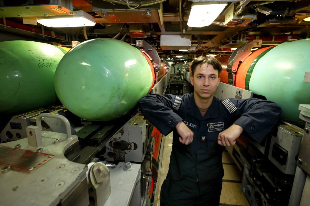 china-s-submarine-ambitions-face-significant-challenges-against-us-dominance