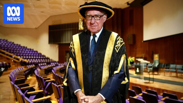 david-gonski-steps-down-as-unsw-chancellor-embraces-ai-s-role-in-education
