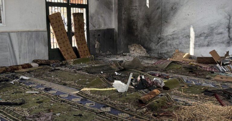 deadly-mosque-bombing-in-homs-highlights-syria-s-ongoing-sectarian-strife