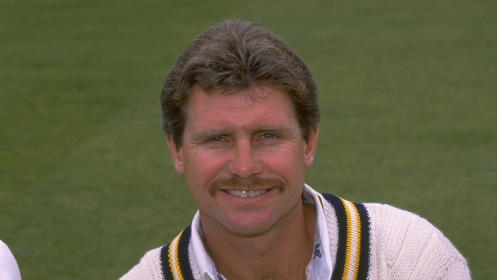 england-cricket-legend-robin-smith-passes-away-at-62-in-perth