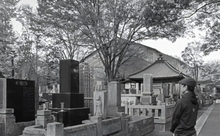 exploring-grief-in-the-age-of-ai-balancing-memory-and-mourning