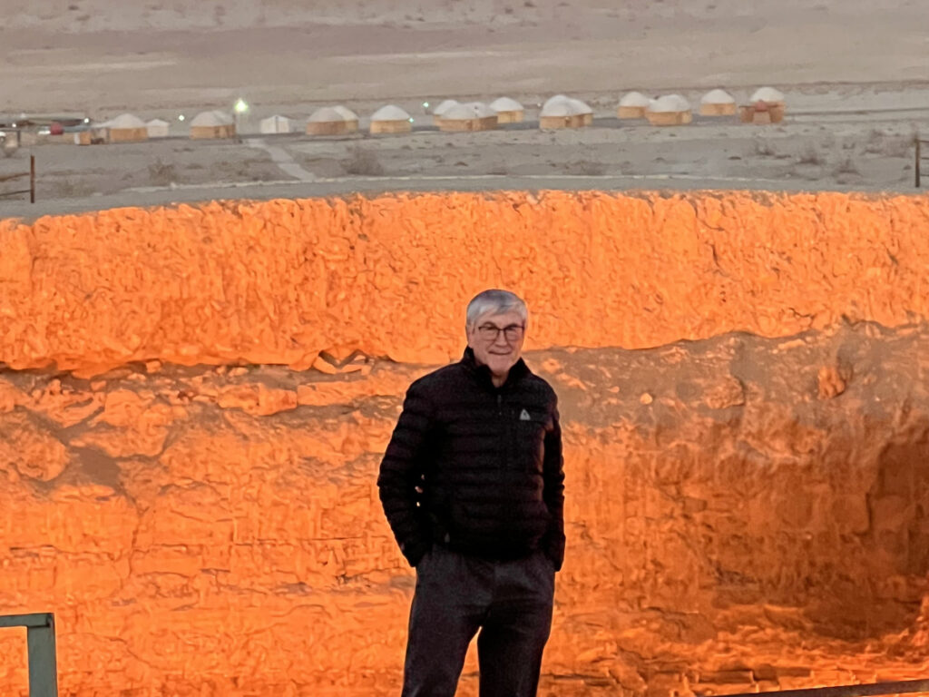 exploring-the-quantum-universe-with-paul-davies-a-journey-through-science