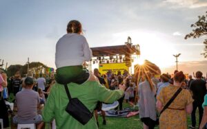 frankston-s-free-waterfront-festival-2026-music-fireworks-and-more